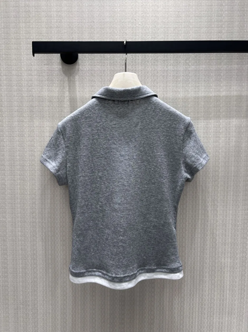 1786349490769721.webp 洗練された 配色 ロゴ 半袖ポロシャツ クロムハーツ Tシャツ 偽物 グレー