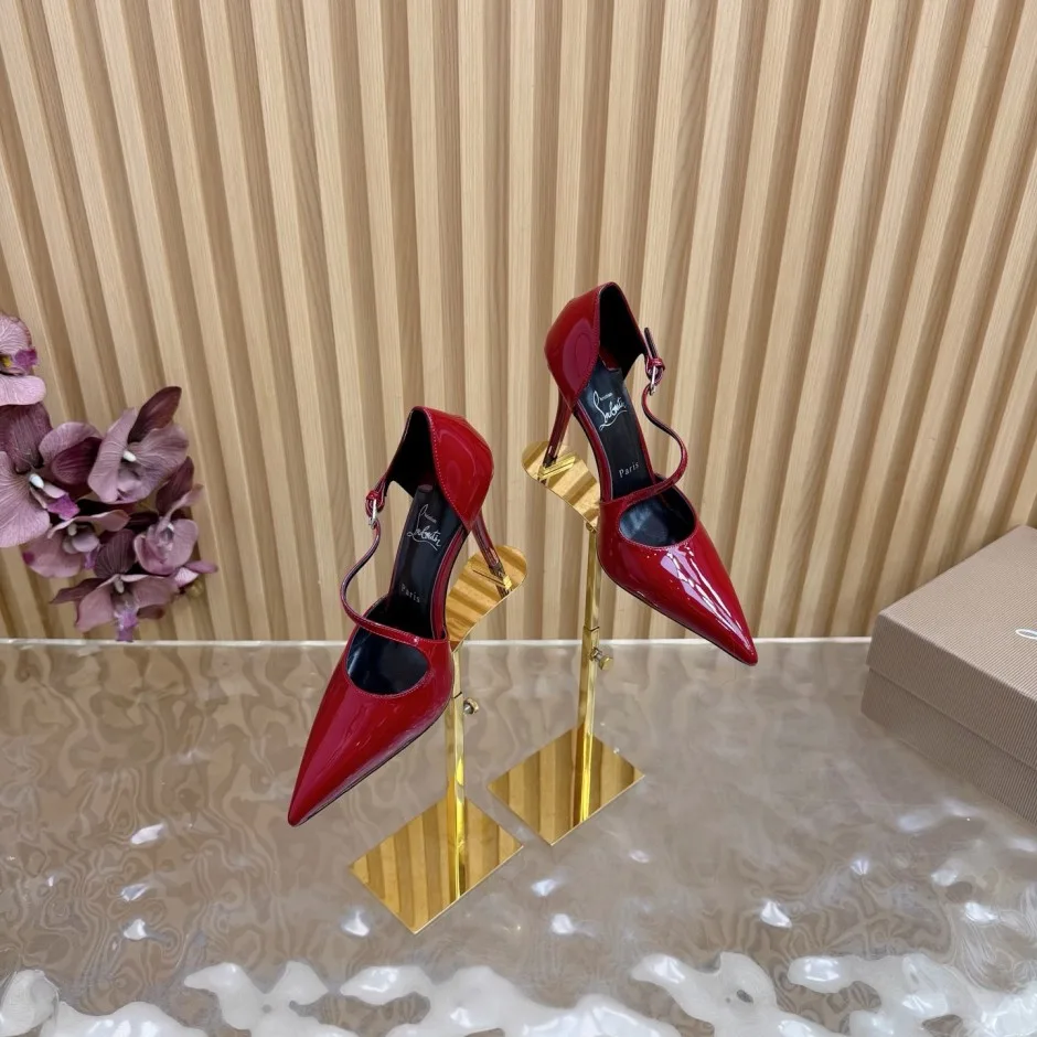 クリスチャン・ルブタン パンプス コピー エレガント パテントレザー ハイヒール ボルドー