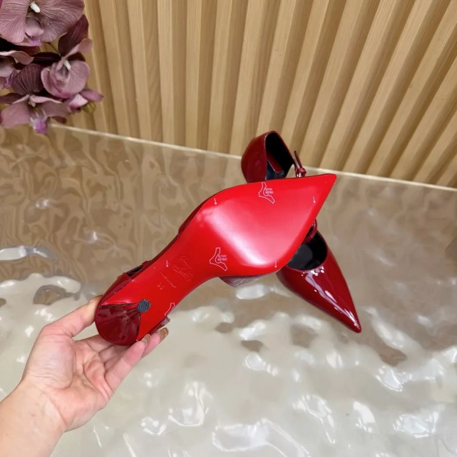 クリスチャン・ルブタン パンプス コピー エレガント パテントレザー ハイヒール ボルドー