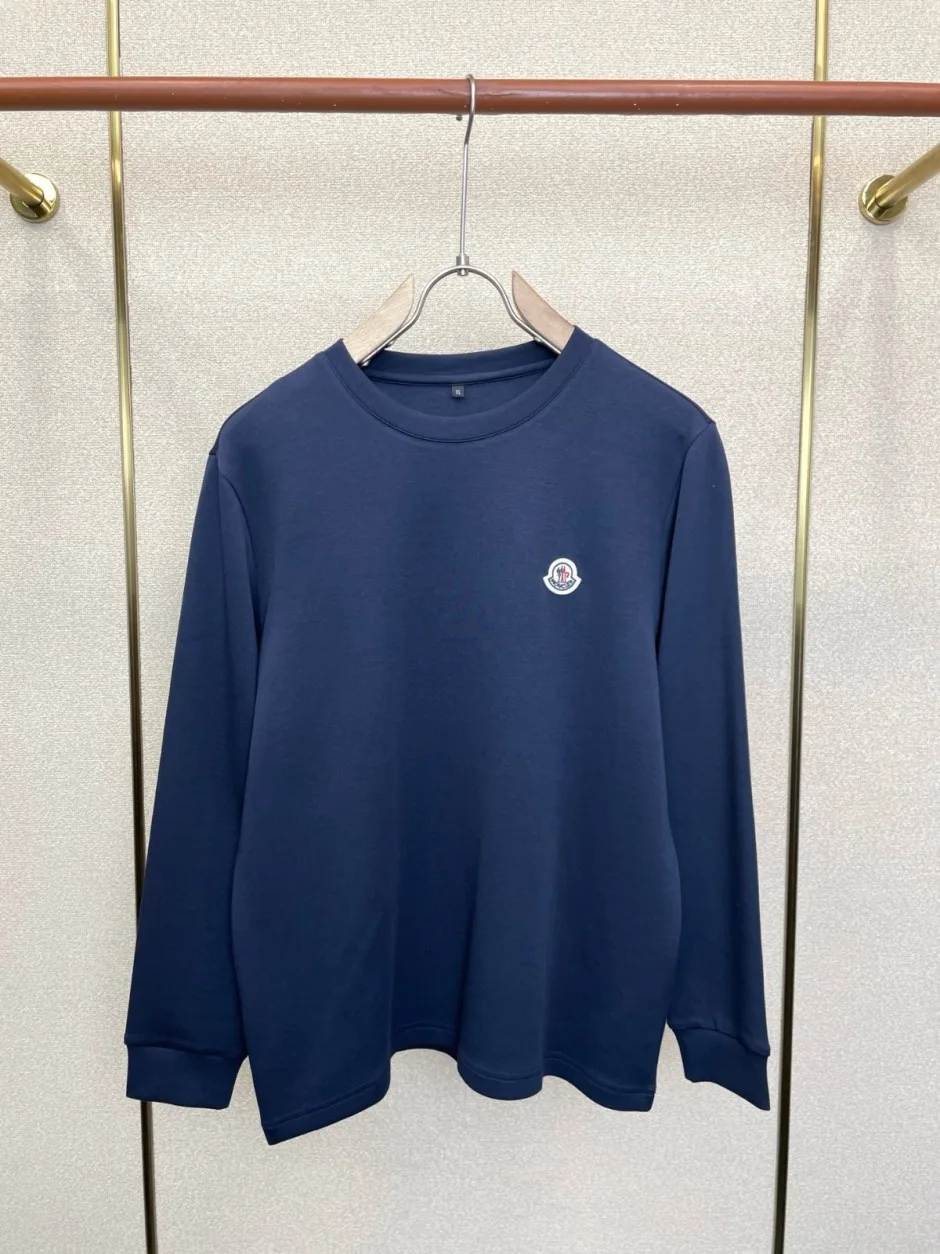 1786425200781307.webp カジュアル ロゴ入り モンクレール Tシャツ 偽物 クルーネック 長袖tシャツ