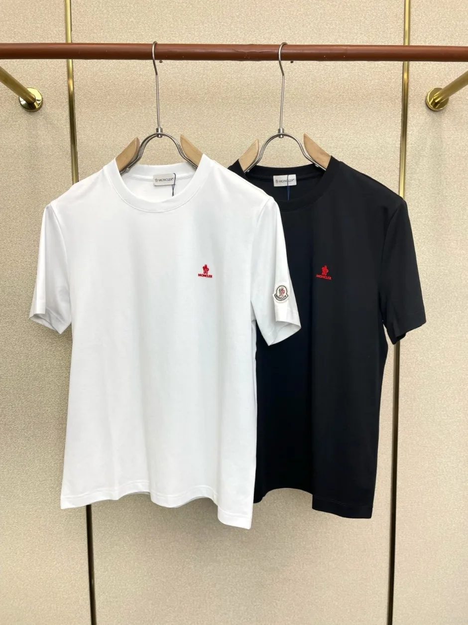 1786428850525412.webp シンプル 洗練された モンクレール Tシャツ 偽物 クルーネック 半袖Tシャツ