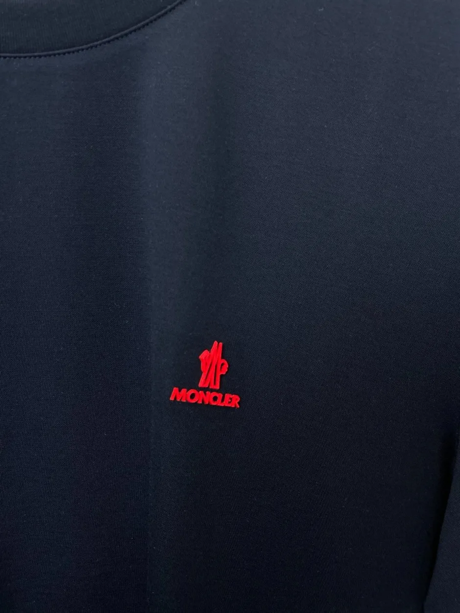 1786428856332675.webp シンプル 洗練された モンクレール Tシャツ 偽物 クルーネック 半袖Tシャツ