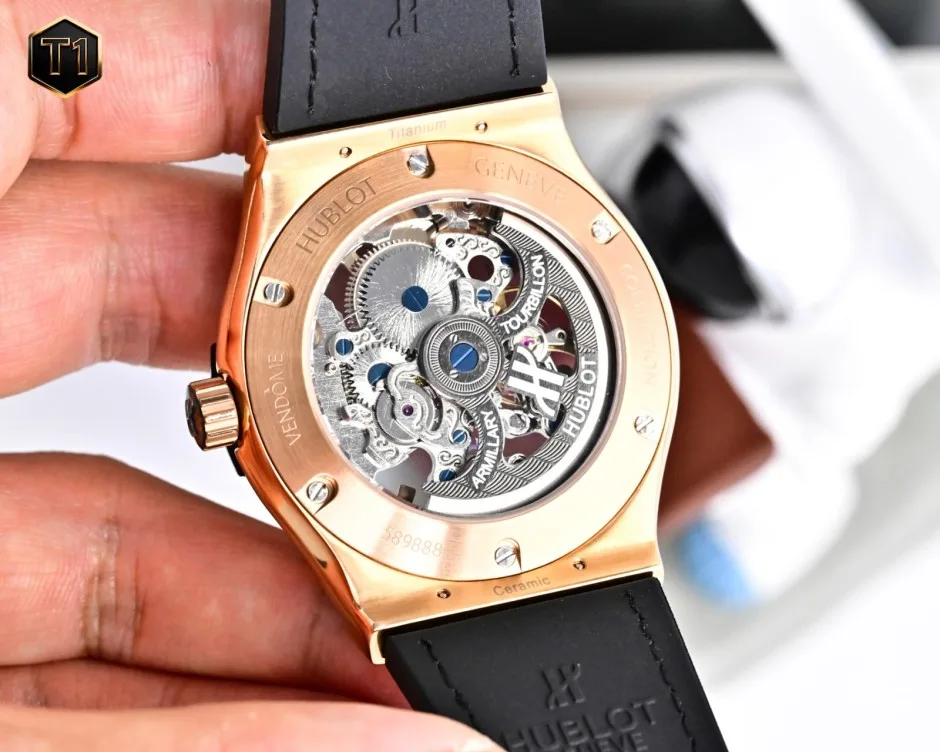マルチストーン メンズ ウォッチ スケルトン ウブロ 時計 コピー 45mm