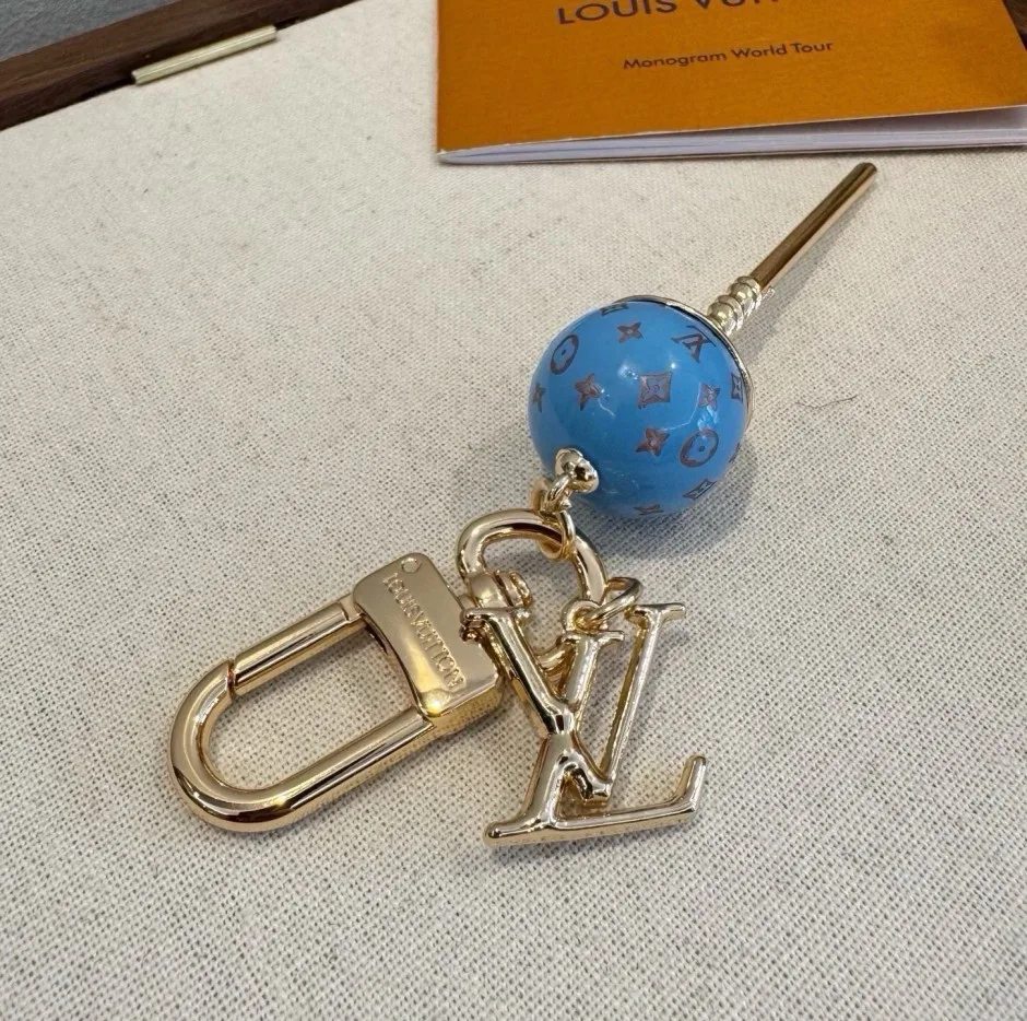 圧倒的な可愛さ LV スイーツ バッグチャーム ルイ・ヴィトン キーホルダー 偽物
