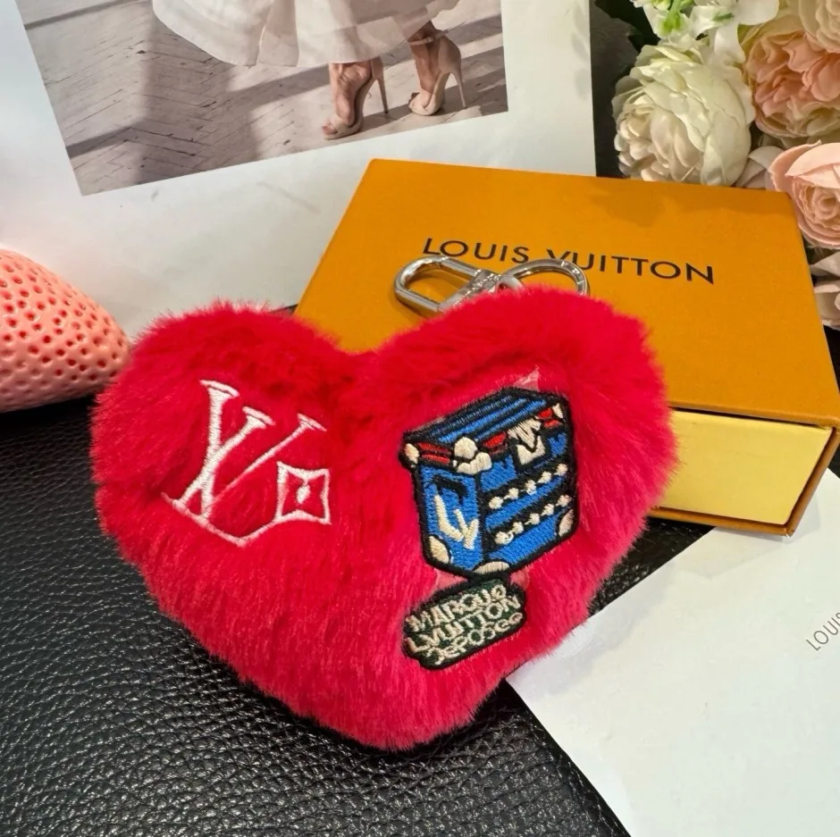M03171 バッグチャーム･LV ラッキー ハート ルイ・ヴィトン キーホルダー 偽物
