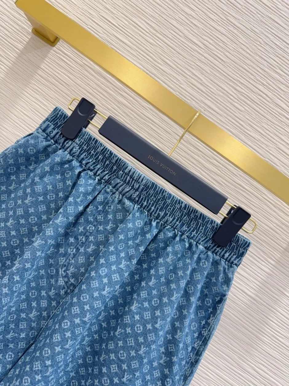 モノグラム･デニム ミニショートパンツ ルイ・ヴィトン パンツ コピー 合わせやすい