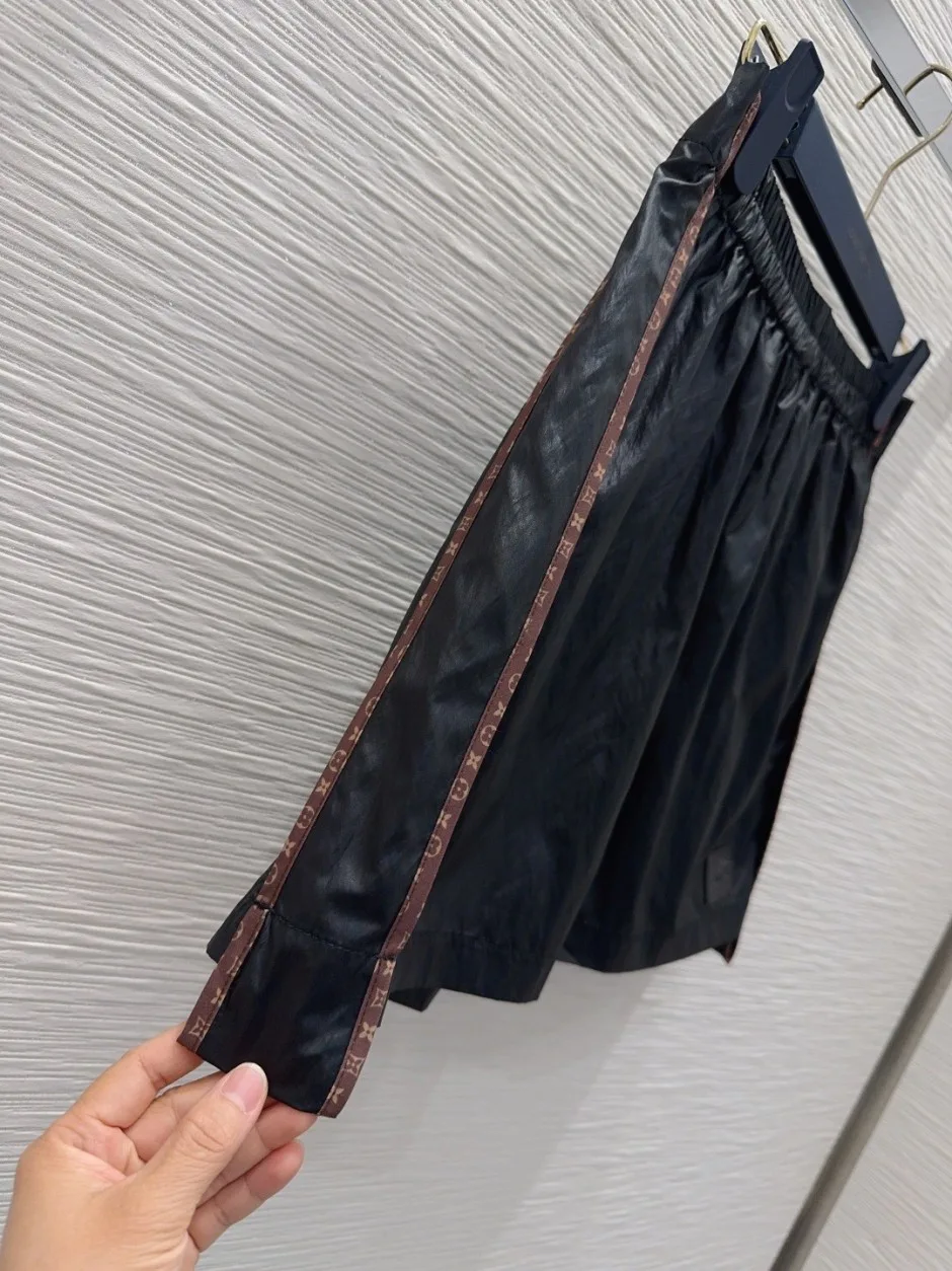 お洒落 カジュアル ショートパンツ ルイ・ヴィトン パンツ コピー ブラック