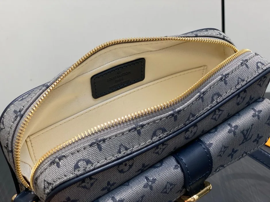 M92217 モノグラム ショルダーバッグ ルイ・ヴィトン バッグ スーパーコピー