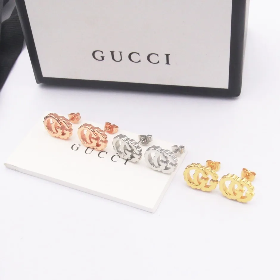 洗練された お洒落 ダブルG ピアス グッチ イヤリング 偽物 合わせやすい