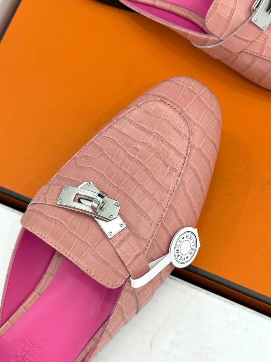 エルメス スーパーコピー クロコ型押しレザー ミュールローファー ピンク