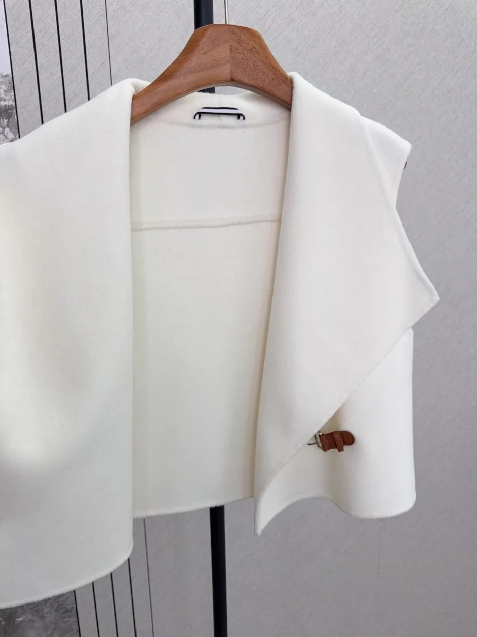 1787826394647193.webp 洗練された エレガント カシミヤ ショートジレ エルメス ジャケット 偽物 ベスト ホワイト