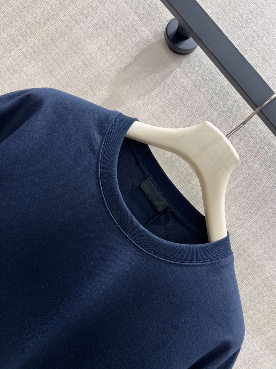 シンプル 洗練された 半袖Tシャツ プラダ Tシャツ 偽物 コットン クルーネック ネイビー