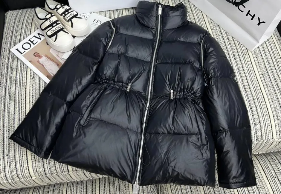 2WAY 着回し 袖取り外し ジバンシィ ダウンジャケット コピー 秋冬 おしゃれ アウター 2WAY 着回し 袖取り外し ジバンシィ ダウンジャケット コピー 秋冬 おしゃれ アウター