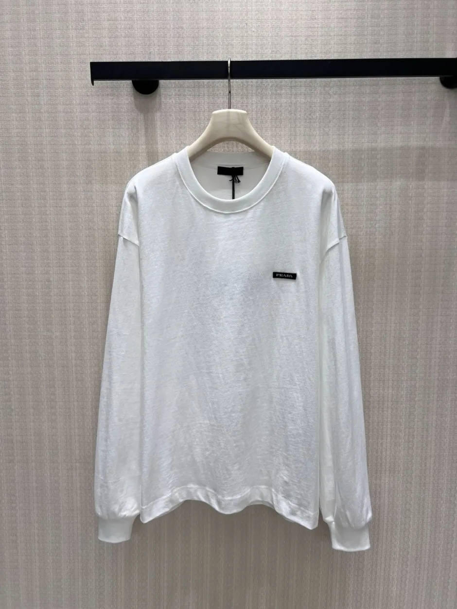 1787999945910876.webp シンプル 合わせやすい プラダ Tシャツ コピー コットン 長袖Tシャツ ホワイト