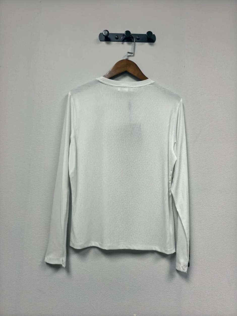 定番 カジュアル クルーネック バーバリー Tシャツ 偽物 長袖Tシャツ ホワイト