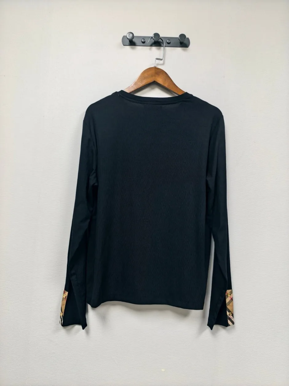 1788229894210586.webp 定番 カジュアル クルーネック バーバリー Tシャツ 偽物 長袖Tシャツ ブラック