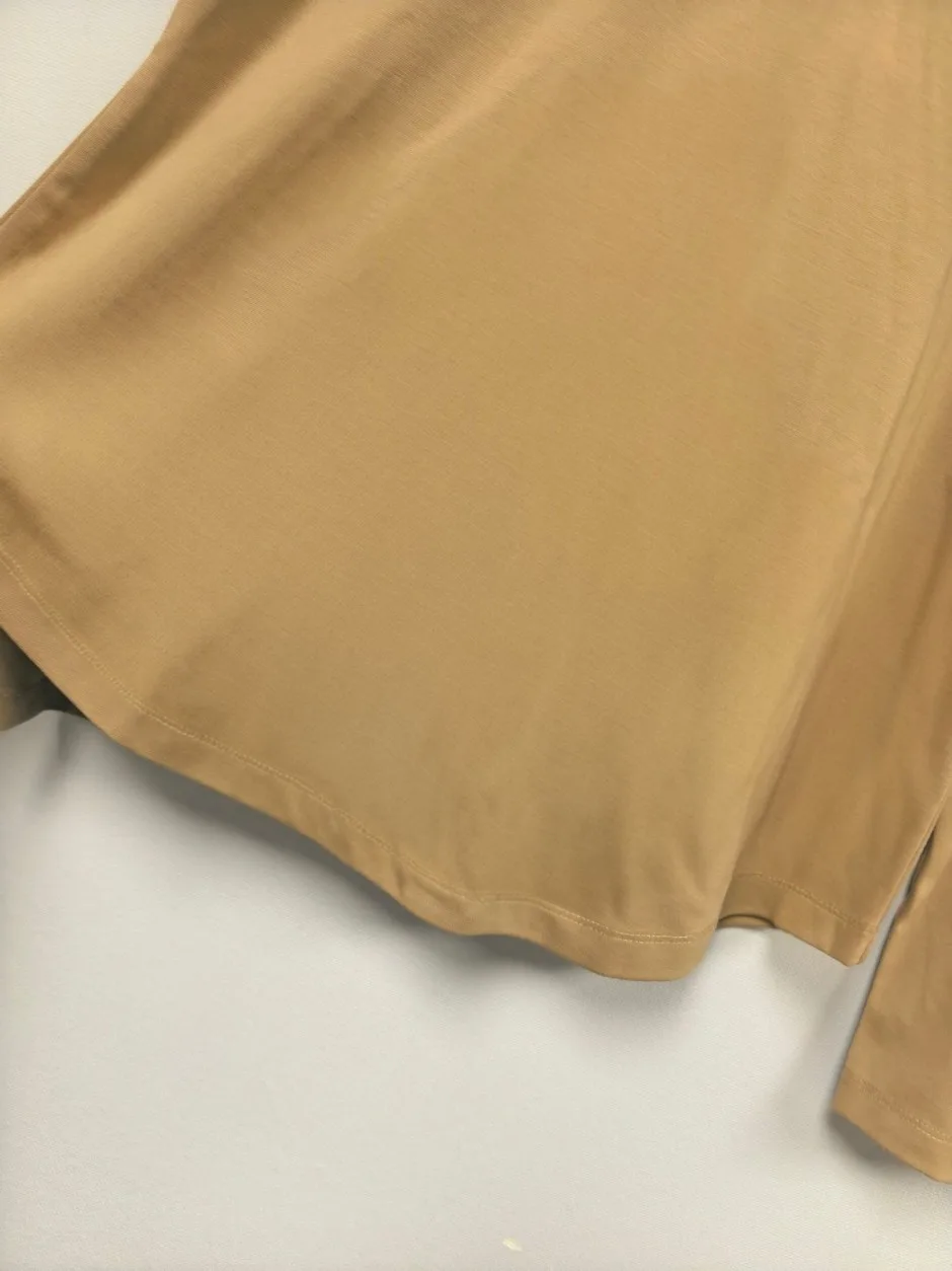 チェックアクセント 長袖Tシャツ バーバリー Tシャツ 偽物 クルーネック ベージュ