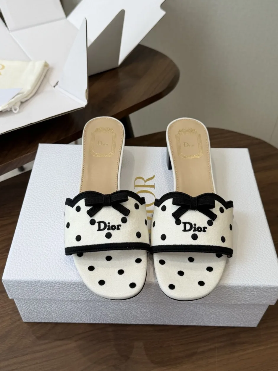 可愛い お洒落 DIOR Dway 3.5ｃｍミュール ディオール サンダル コピー ホワイト