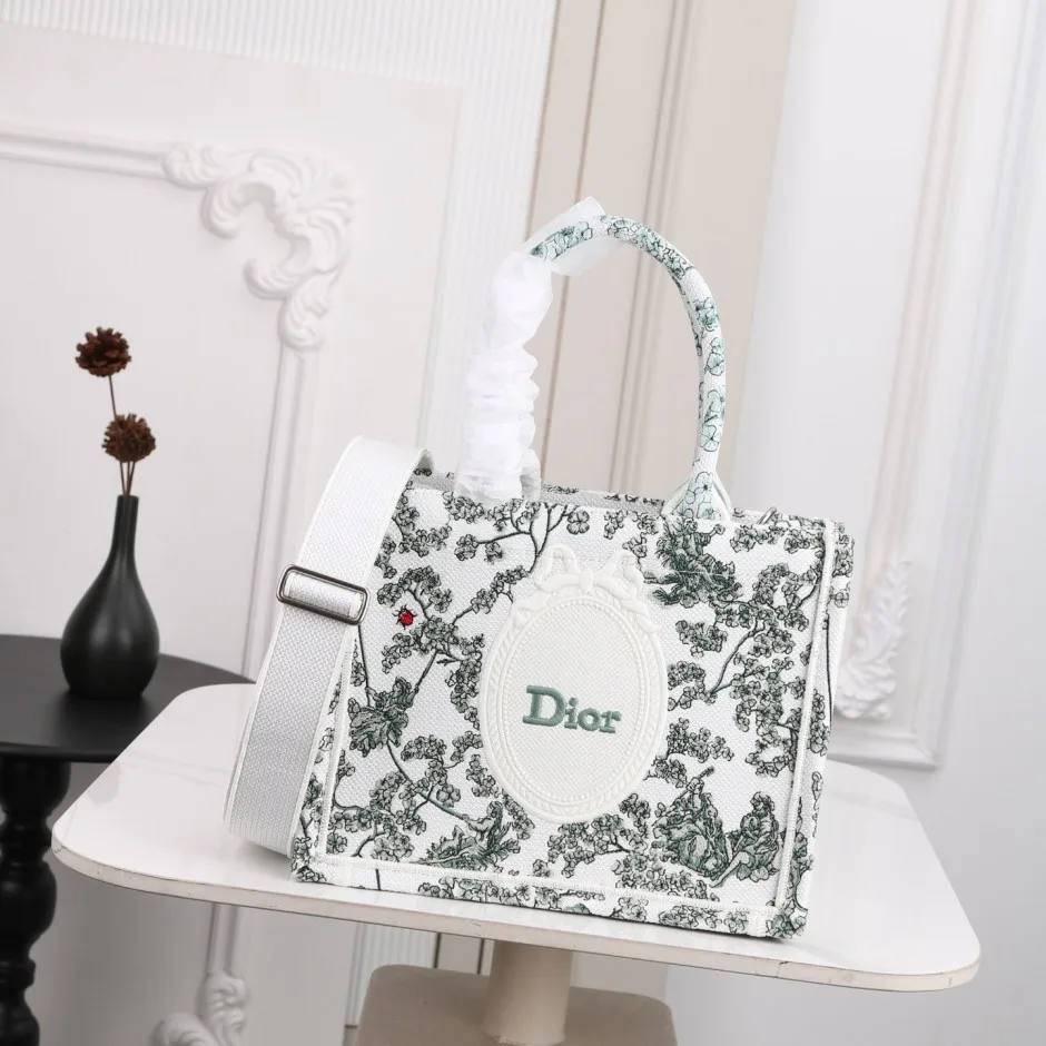 1788579409196422.webp Dior ブックトート クローバー 刺繍 クリスチャン・ディオール コピー スモール