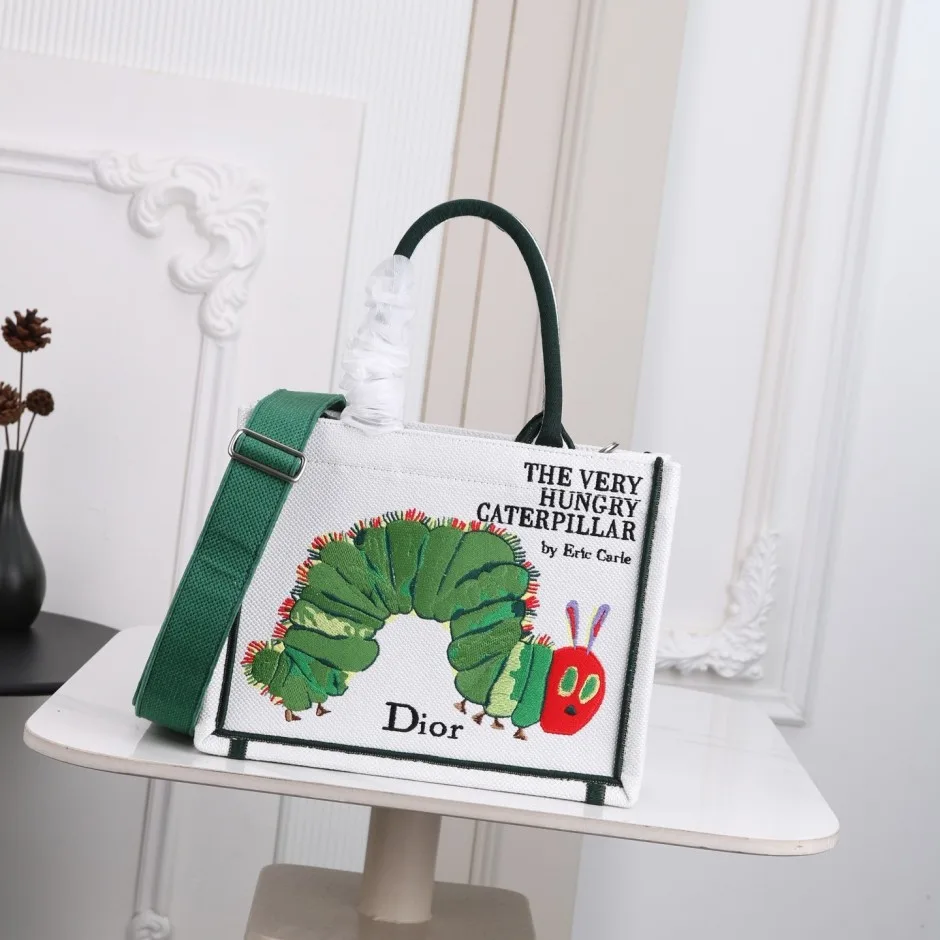 1788581519397862.webp はらぺこあおむし Dior Book Tote ストラップ付きバッグ スモール クリスチャン・ディオール コピー