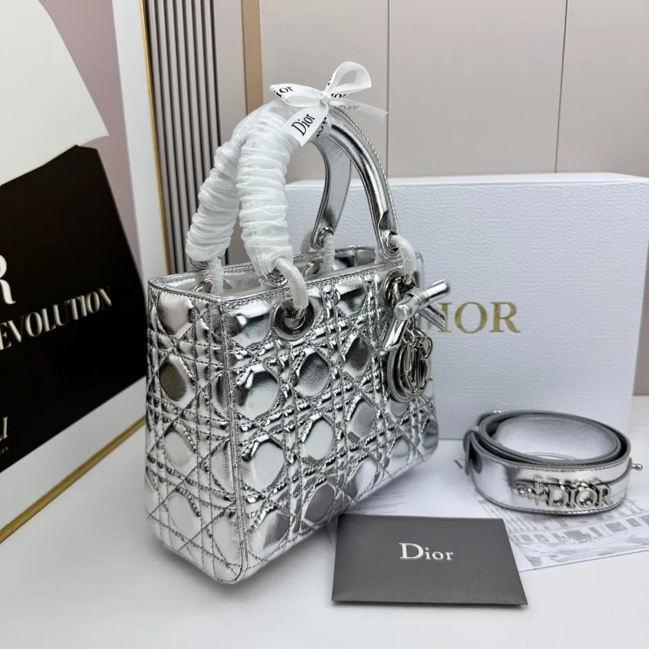 1788586923963914.webp Lady Dior ストラップ付き バッグ スモール クリスチャン・ディオール コピー シルバー