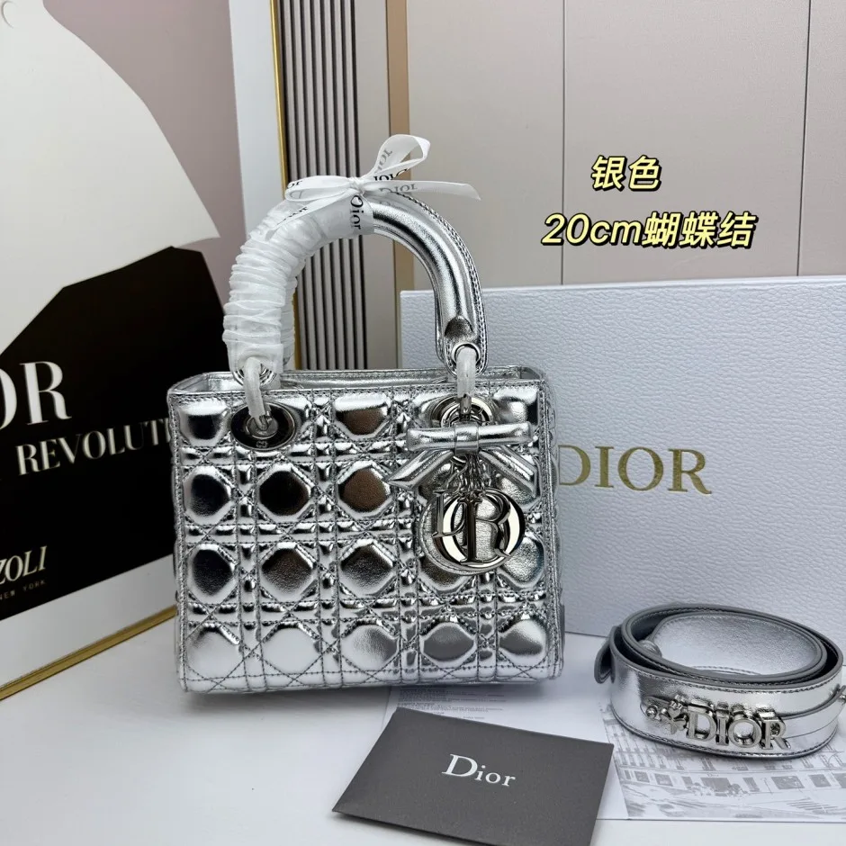1788586924130459.webp Lady Dior ストラップ付き バッグ スモール クリスチャン・ディオール コピー シルバー