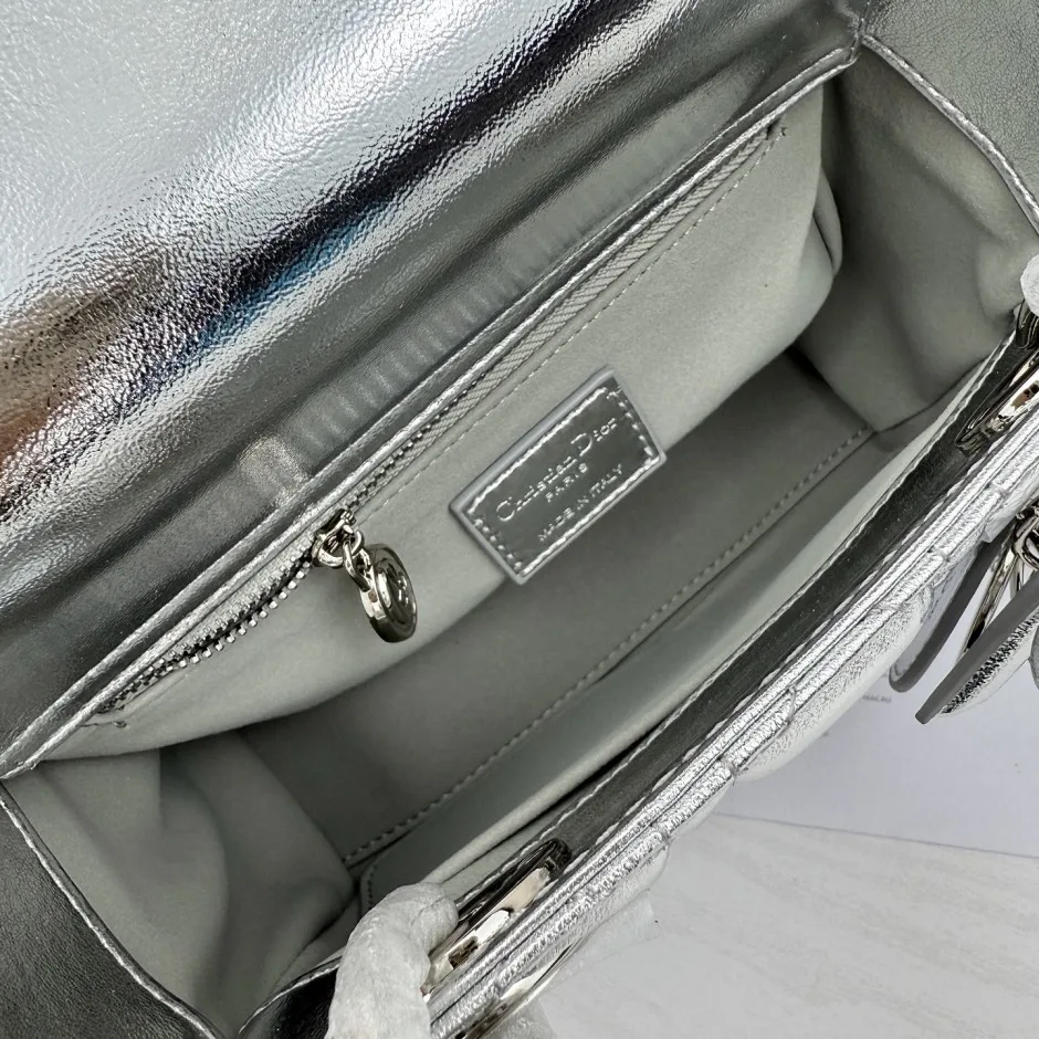 1788586932419815.webp Lady Dior ストラップ付き バッグ スモール クリスチャン・ディオール コピー シルバー