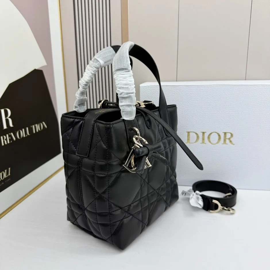 1788589496251527.webp 定番 人気 Dior Toujours スモール ハンドバッグ クリスチャン・ディオール コピー ブラック