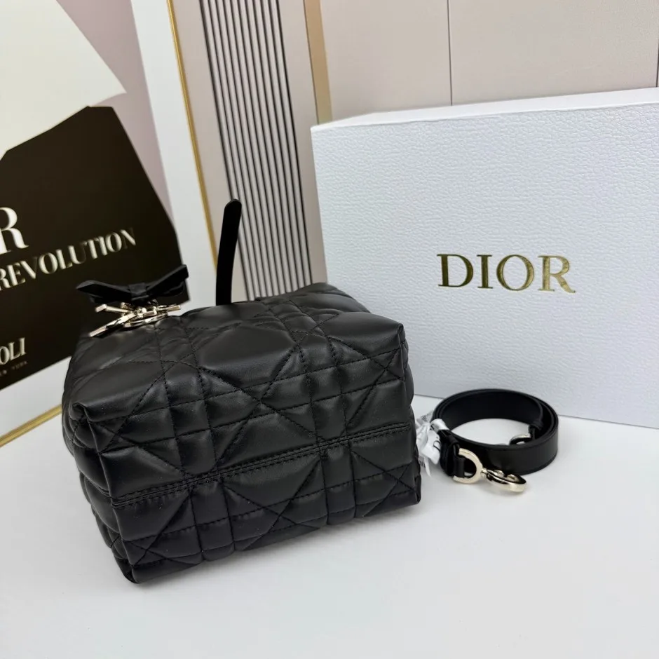 1788589498863688.webp 定番 人気 Dior Toujours スモール ハンドバッグ クリスチャン・ディオール コピー ブラック