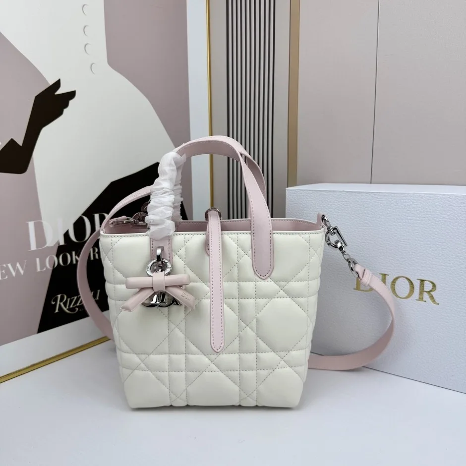 1788589969508126.webp 可愛い エレガント Dior Toujours スモール ハンドバッグ クリスチャン・ディオール コピー