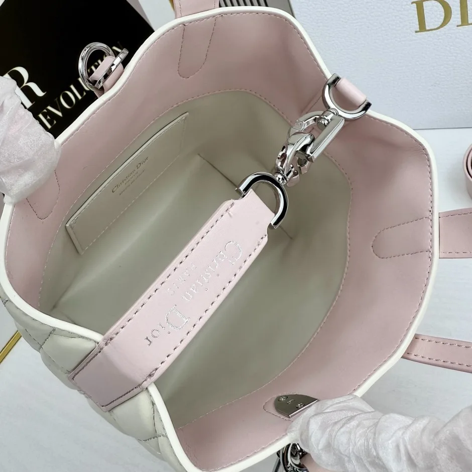 1788589975269198.webp 可愛い エレガント Dior Toujours スモール ハンドバッグ クリスチャン・ディオール コピー