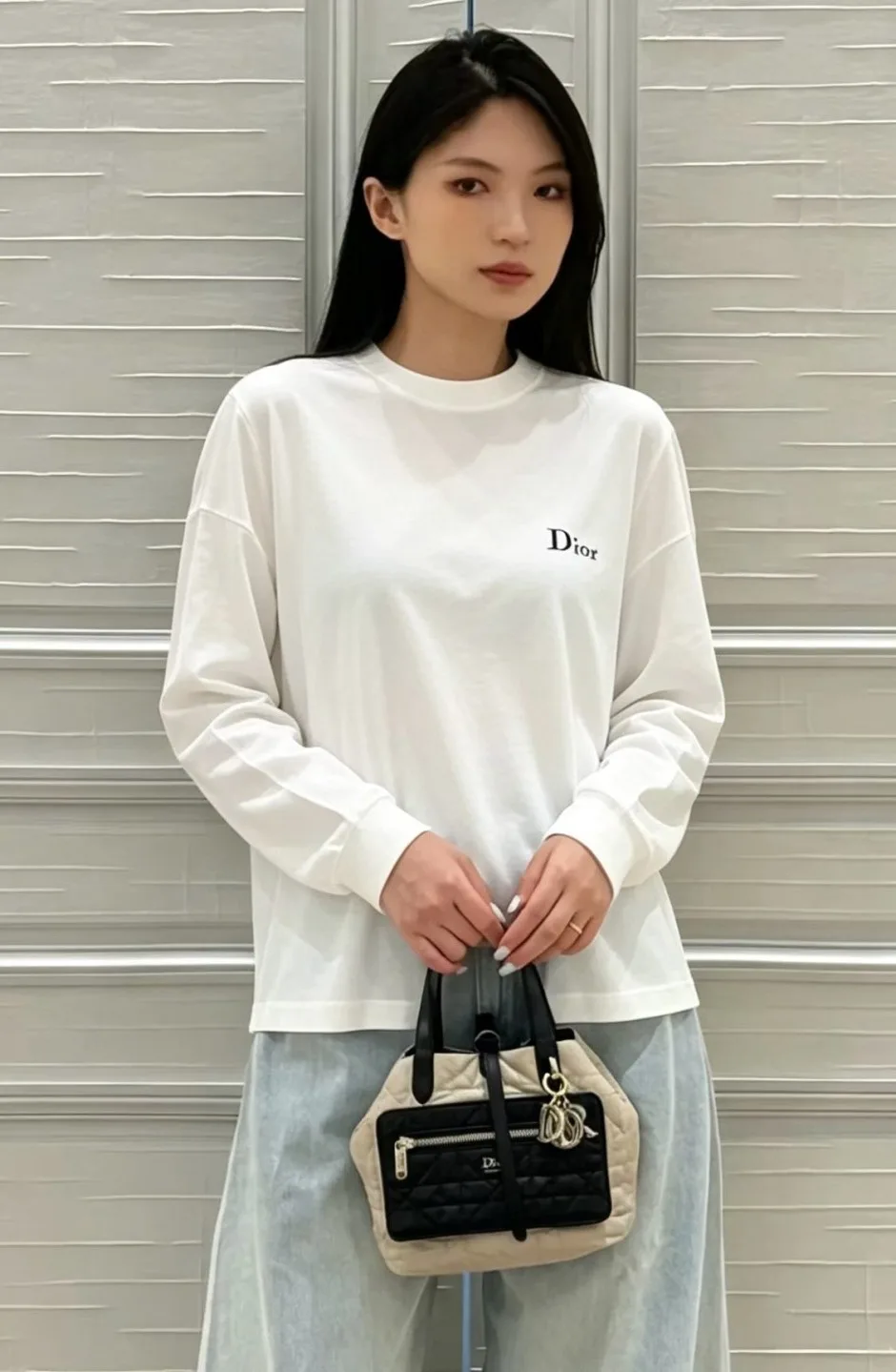 カジュアル ロゴ 長袖Tシャツ クリスチャン・ディオール Tシャツ 偽物 ホワイト