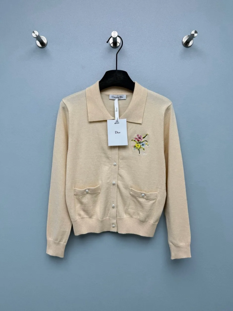ボタニカル刺繍 襟付き カーディガン クリスチャン・ディオール ニット 偽物 ベージュ