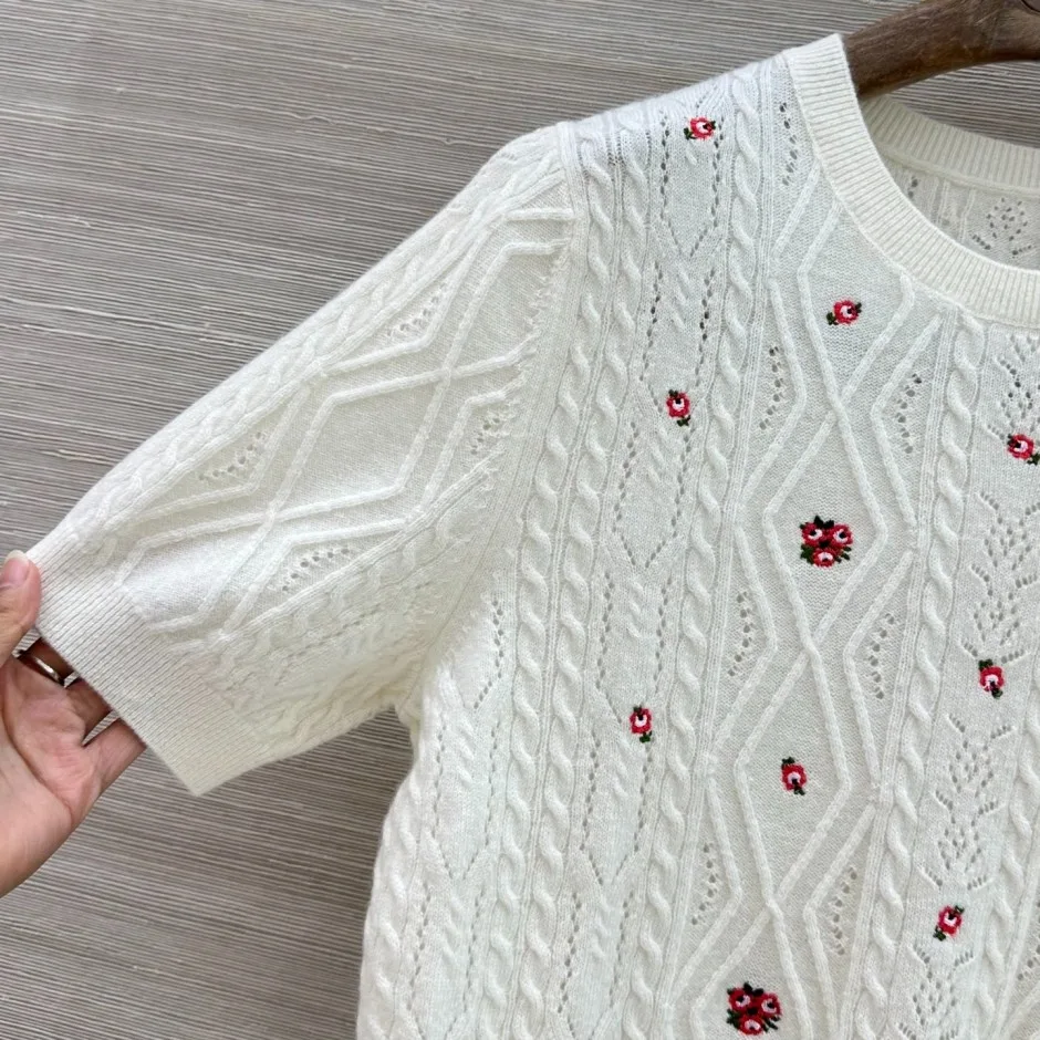 1788870829630328.webp クリスチャン・ディオール ニット 偽物 刺繍入り ウール&カシミヤ 半袖ニット
