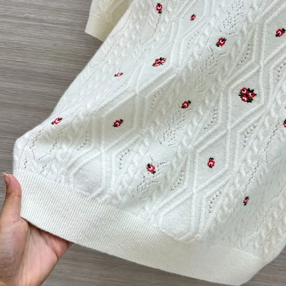 1788870830466989.webp クリスチャン・ディオール ニット 偽物 刺繍入り ウール&カシミヤ 半袖ニット