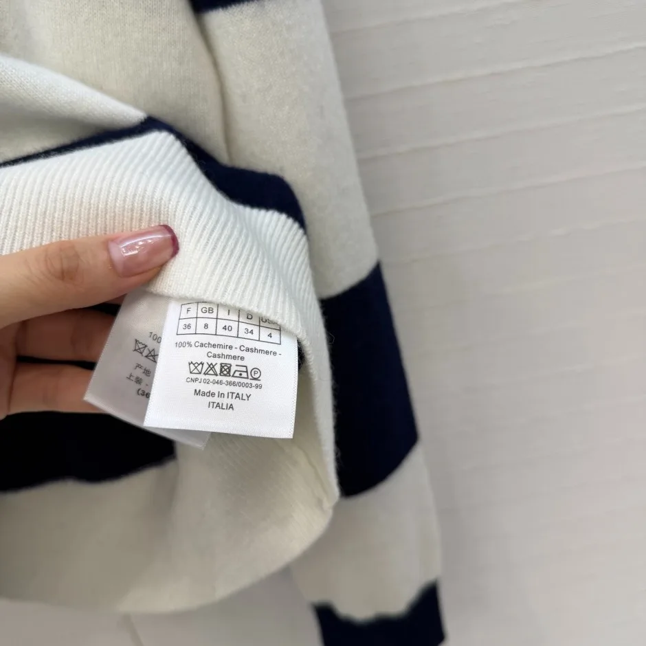 1788871899724962.webp クリスチャン・ディオール セーター 偽物 D-Stripes カシミヤ ニットプルオーバー