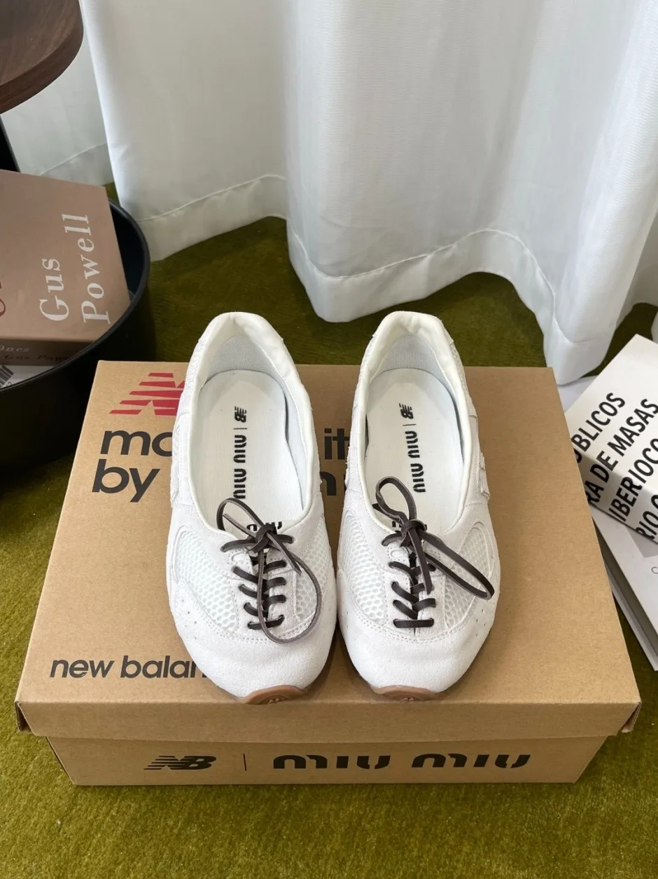 1789036216869030.webp MIUMIU × New Balance メッシュ&スエード シューズ ミュウミュウ スニーカー 偽物