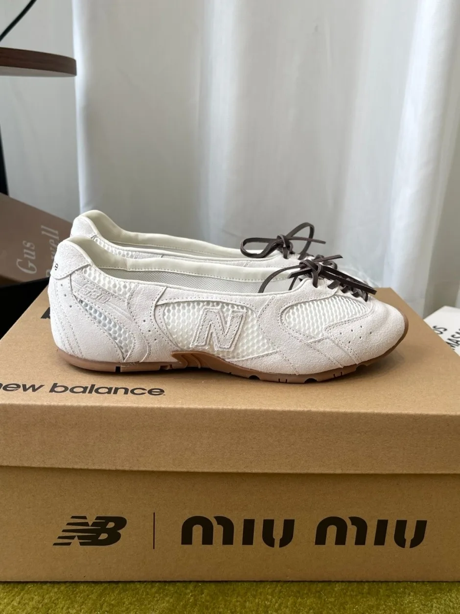 1789036216988909.webp MIUMIU × New Balance メッシュ&スエード シューズ ミュウミュウ スニーカー 偽物