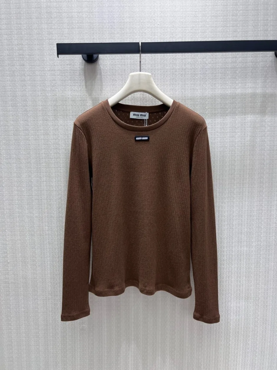 1789042845388191.webp シンプル 合わせやすい カットソー ミュウミュウ Tシャツ 偽物 コットン ブラウン