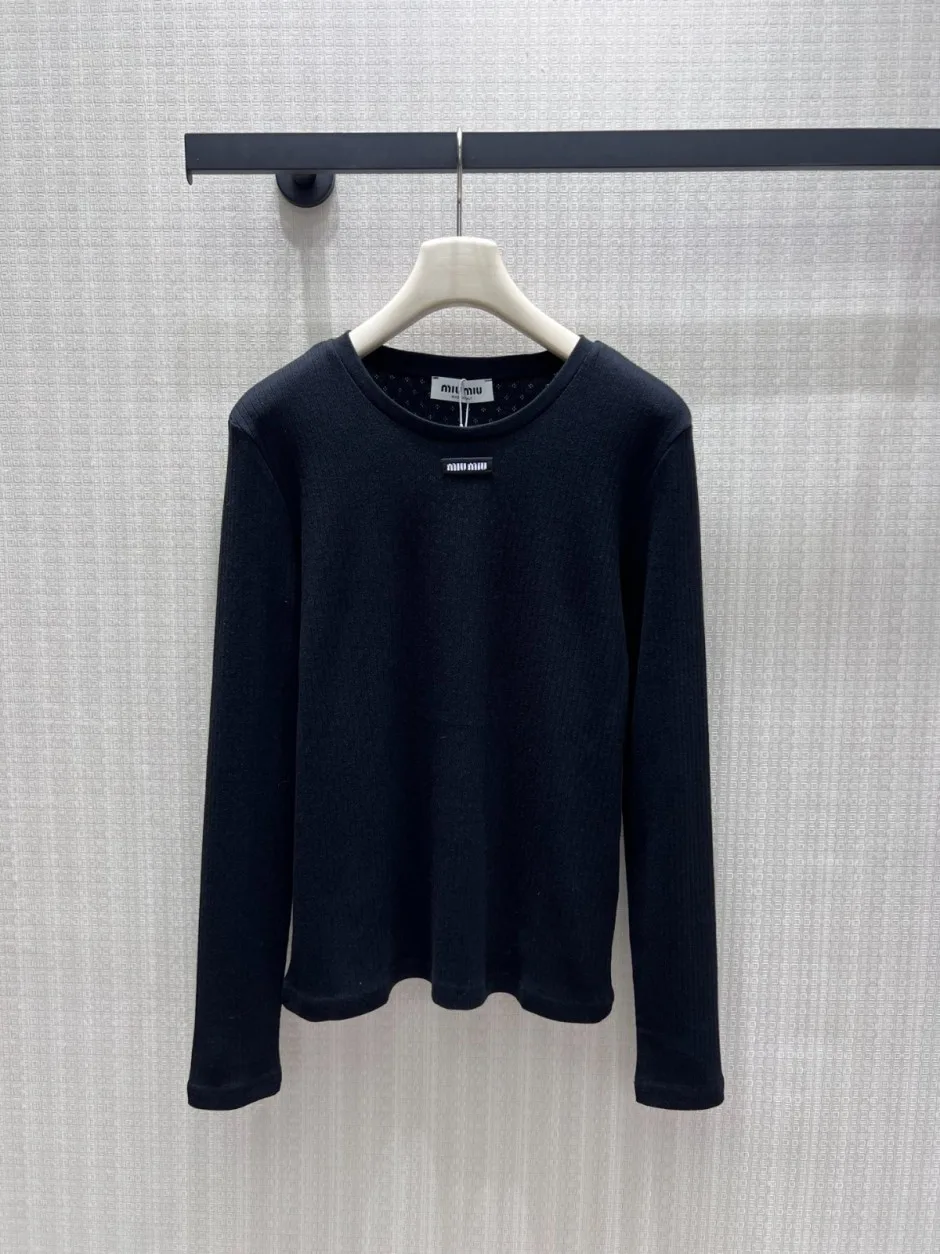 シンプル 合わせやすい カットソー ミュウミュウ Tシャツ 偽物 コットン ブラック