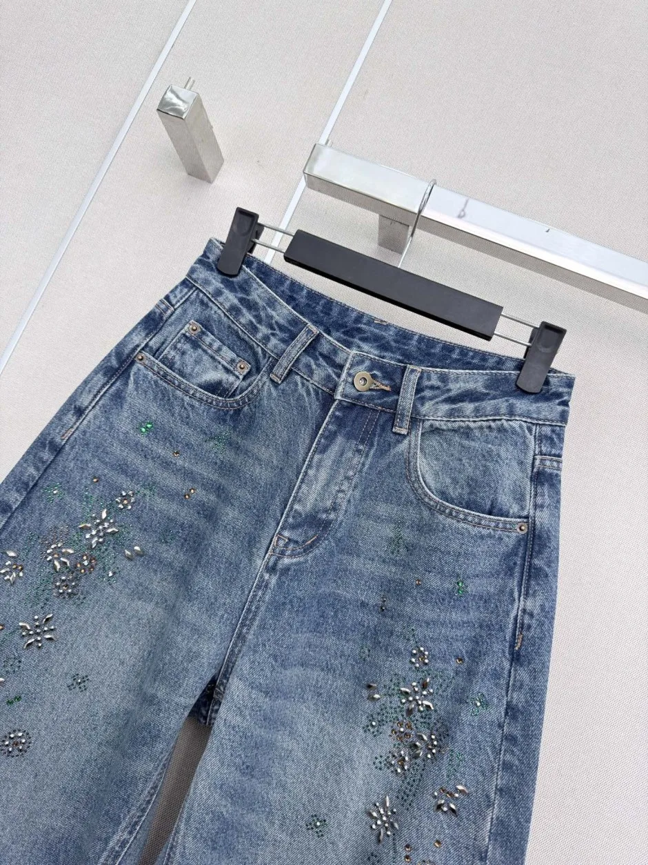 お洒落 バレルレッグ デニムパンツ ミュウミュウ ジーンズ 偽物