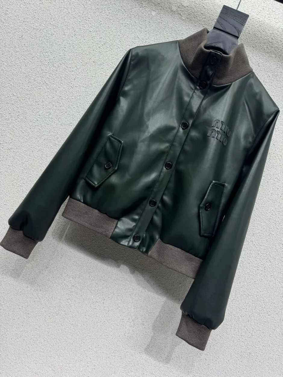 1789125733998031.webp カジュアル 上品 PUレザー ブルゾン ミュウミュウ ジャケット 偽物 グリーン