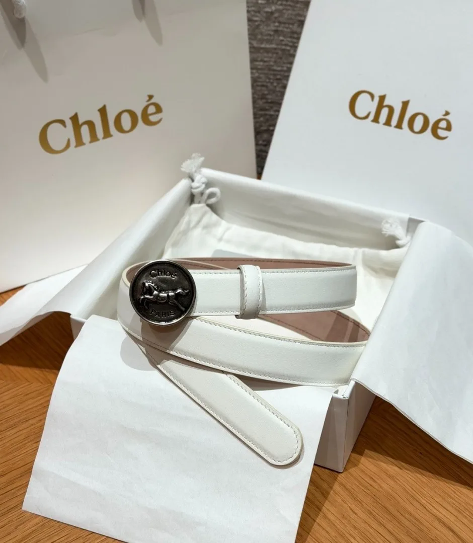1789308714992827.webp Chloé Horse Medal ベルト クロエ スーパーコピー 合わせやすい 25mm ホワイト