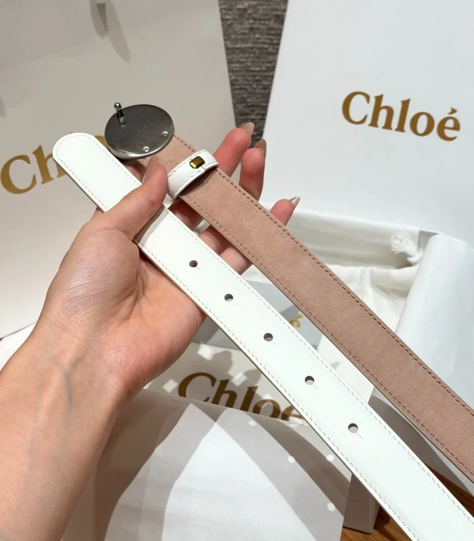 1789308717161801.webp Chloé Horse Medal ベルト クロエ スーパーコピー 合わせやすい 25mm ホワイト