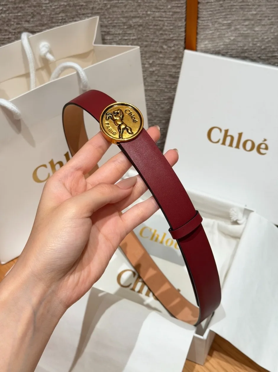 1789309135813168.webp 合わせやすい クロエ スーパーコピー Chloé Horse Medal ベルト 25mm ボルドー