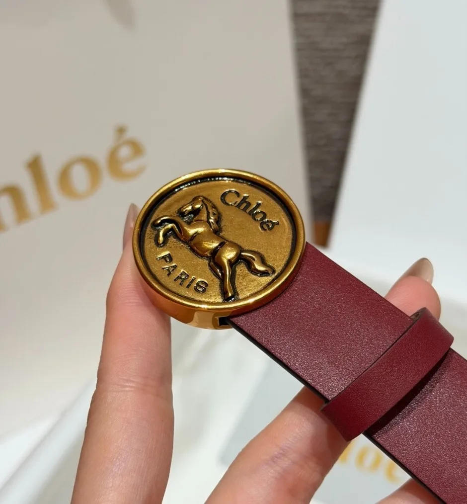 1789309138814333.webp 合わせやすい クロエ スーパーコピー Chloé Horse Medal ベルト 25mm ボルドー