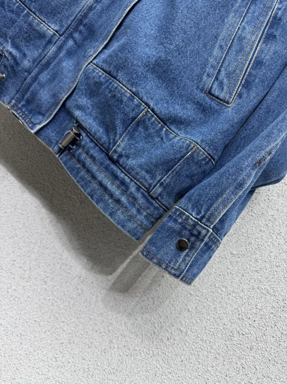 洗練された ロゴ刺繍 デニムブルゾン ロエベ ジャケット 偽物 合わせやすい
