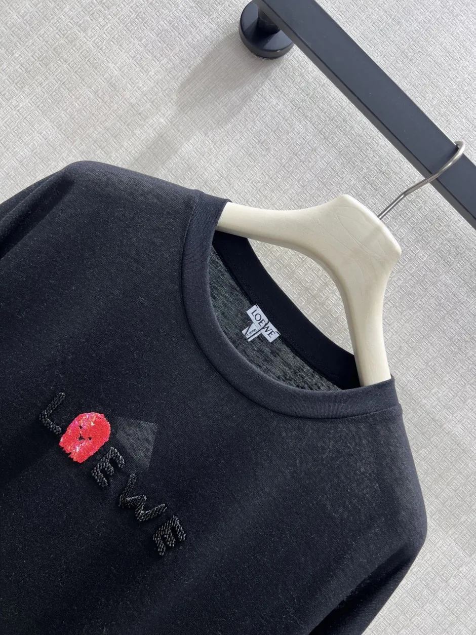 1789458822482190.webp カジュアル ロゴ 長袖Tシャツ ロエベ Tシャツ 偽物 合わせやすい ブラック