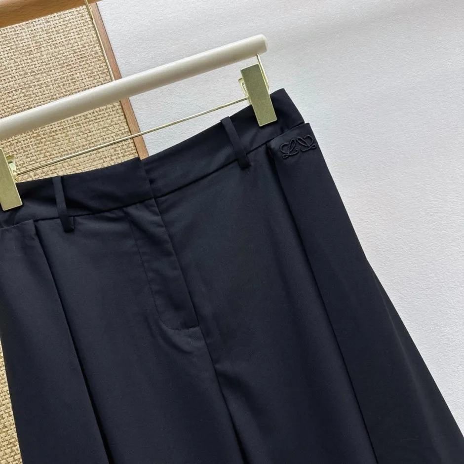 スタイリッシュ バルーンシルエット ワイドパンツ ロエベ スラックス 偽物