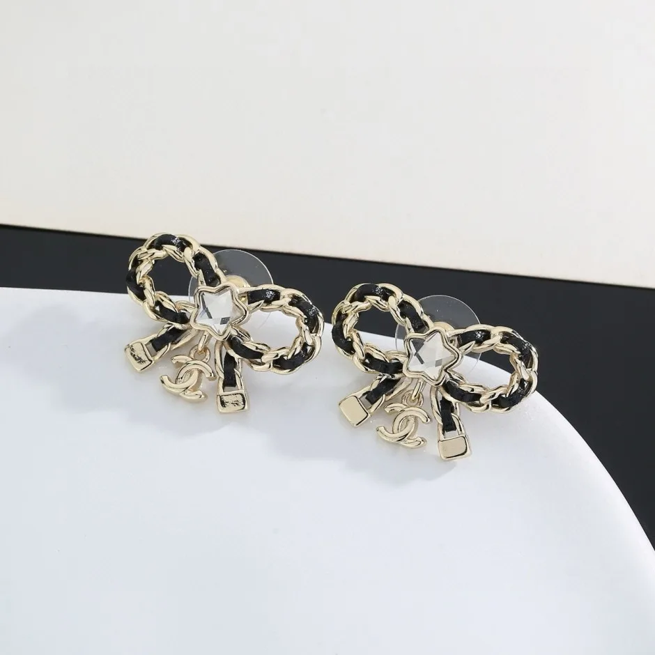 お洒落 合わせやすい リボン ピアス シャネル イヤリング 偽物 アクセサリー